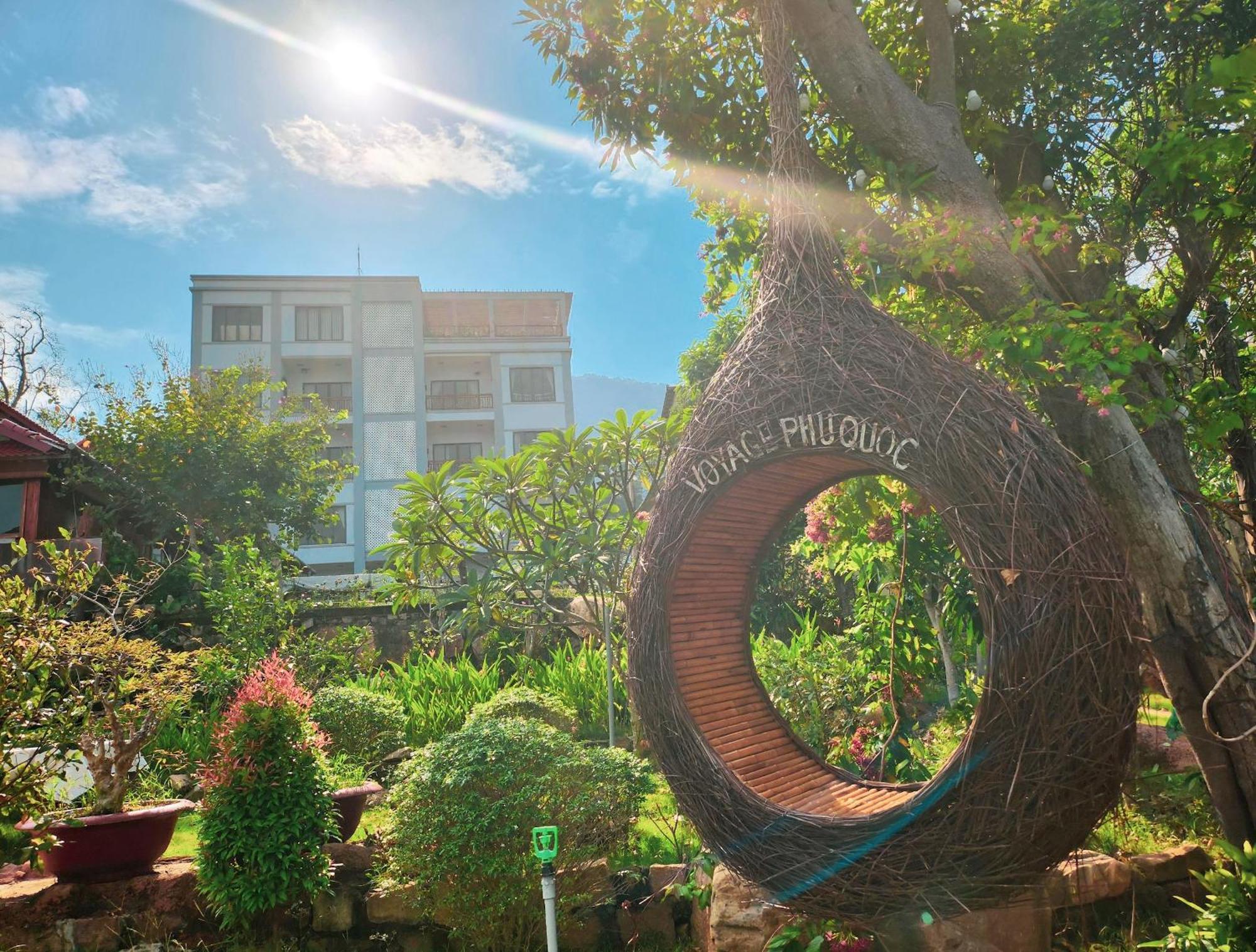 Voyage Phu Quoc Beach Resort Kültér fotó